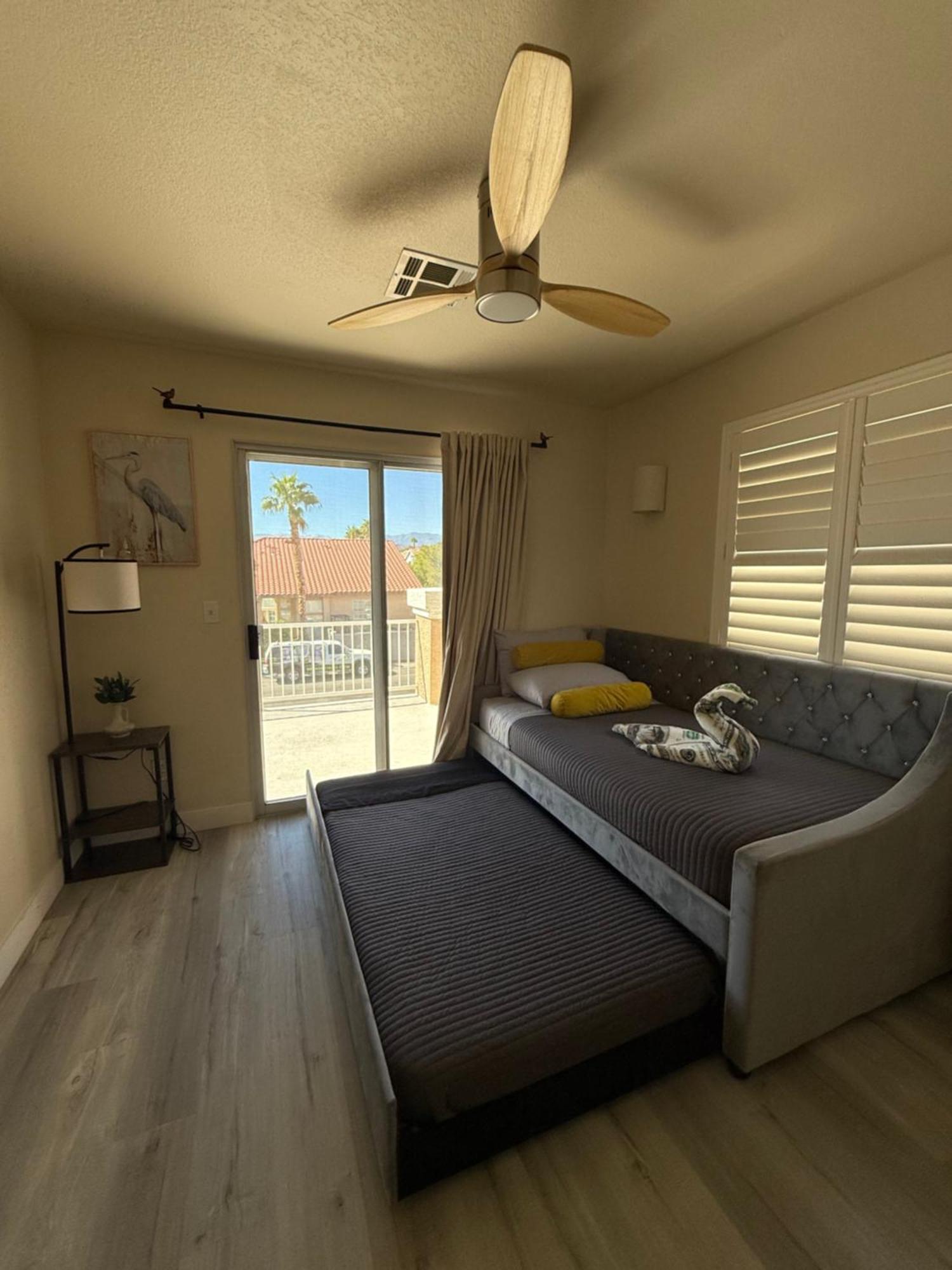 Fragrant Finnish Sauna & Cozy Pool With French 3Br Las Vegas Exterior photo